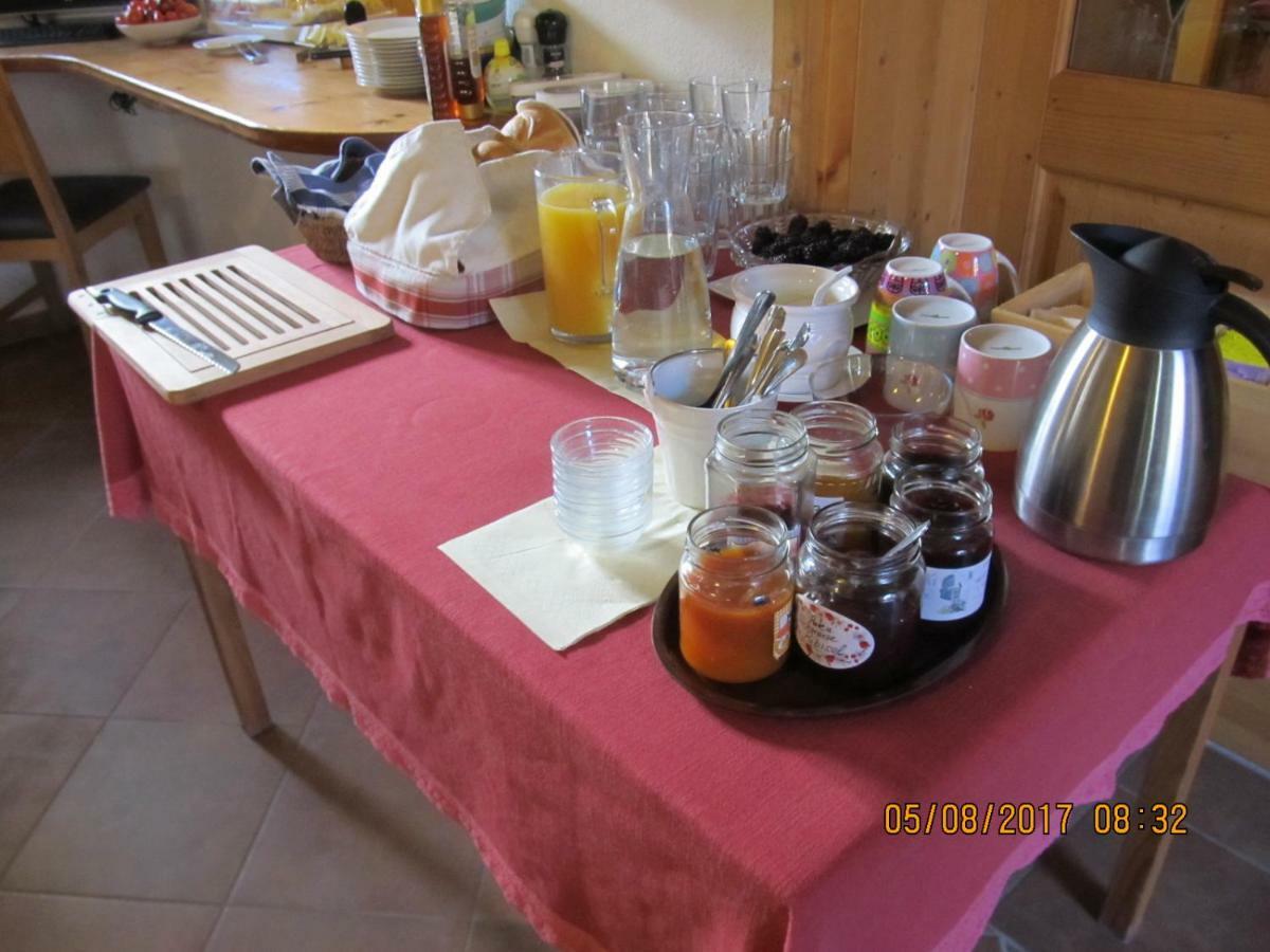 Appartamento Haus Resi Staatz Esterno foto